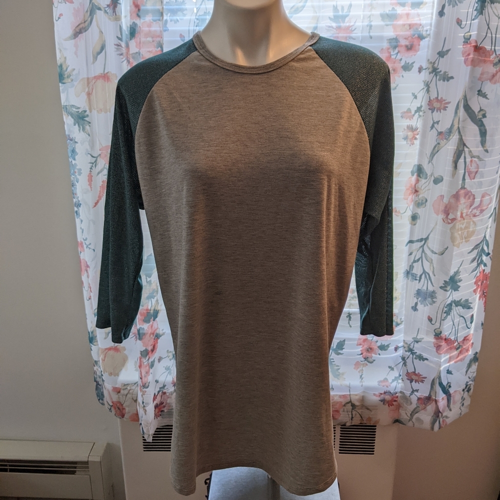 Lularoe Randy Shirt